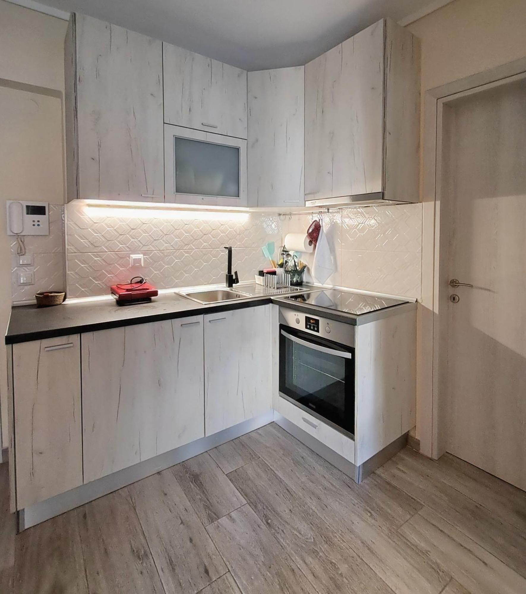 סלוניקי Cozy & Stylish Eastside Apt. מראה חיצוני תמונה